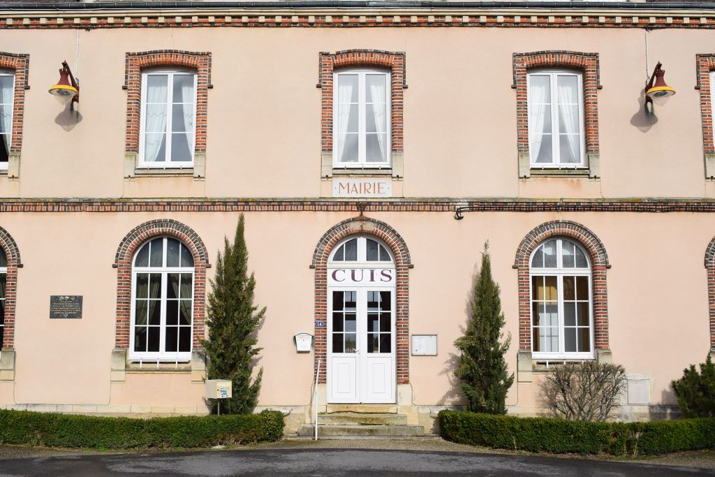 Mairie (2) D. Dumont